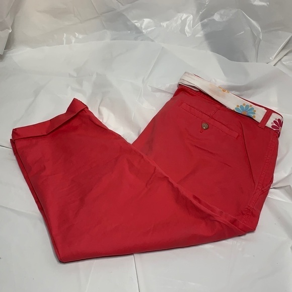 WOMEN’S Gap Pink Girlfriend Khaki Capri Pant W/ shear belt Size 12 - Picture 1 of 9